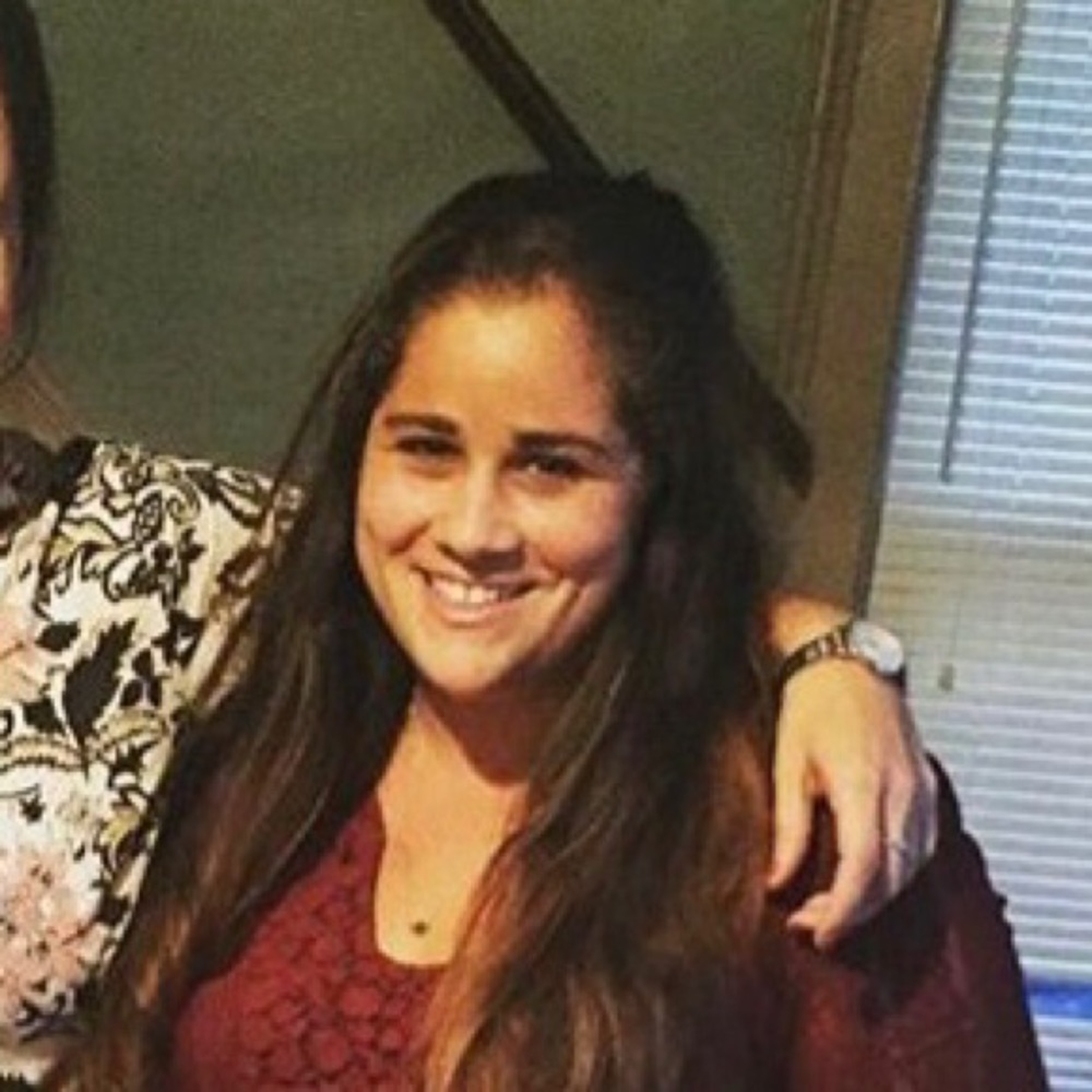 Meet your Posher, Alicia